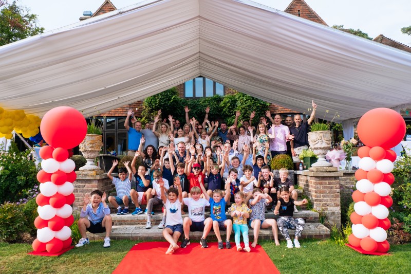 Party photo by Splento photographer Julia