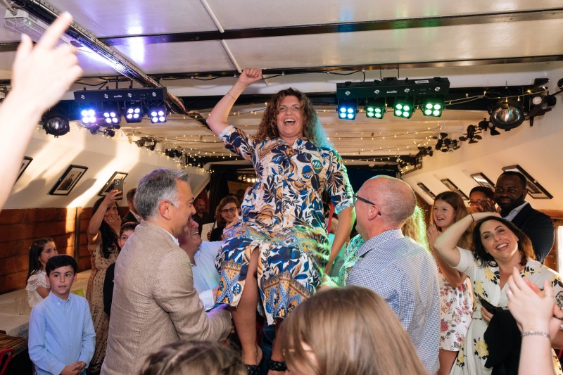 Party photo by Splento photographer Julia