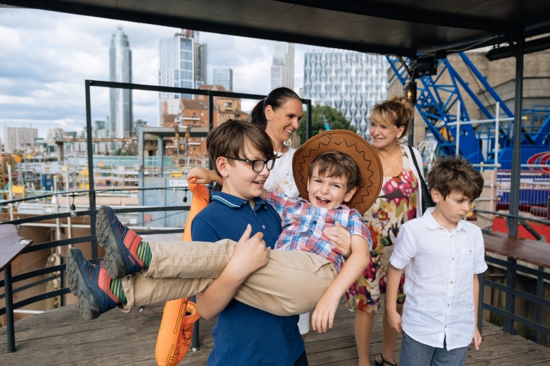 Party photo by Splento photographer Julia