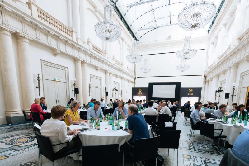 Conference photo by Splento photographer Ekaterina