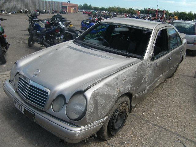 View Auto part Seat Belt Mercedes E Class 1998