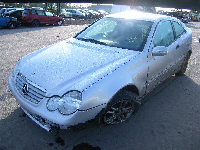 View Auto part Pedal Box Mercedes C Class 2003