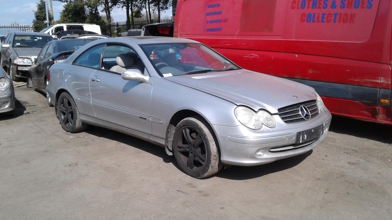 View Auto part R Air Bag Mercedes Clk 2002