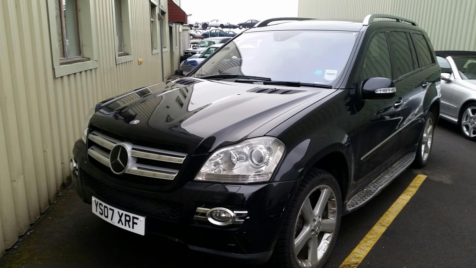 View Auto part Fuse Box Mercedes M Class 2007
