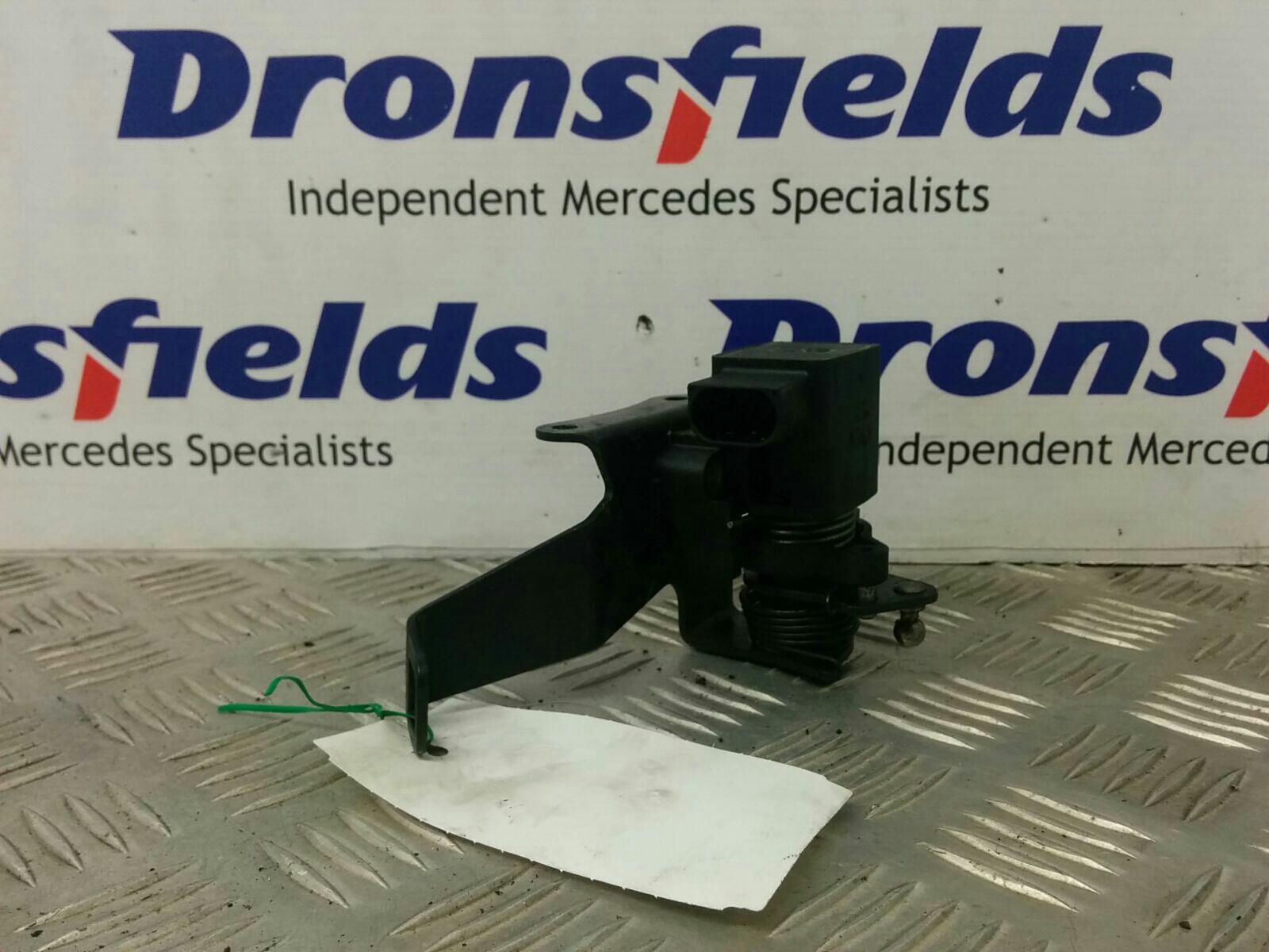 View Auto part Throttle Position Sw Mercedes Clk 1998