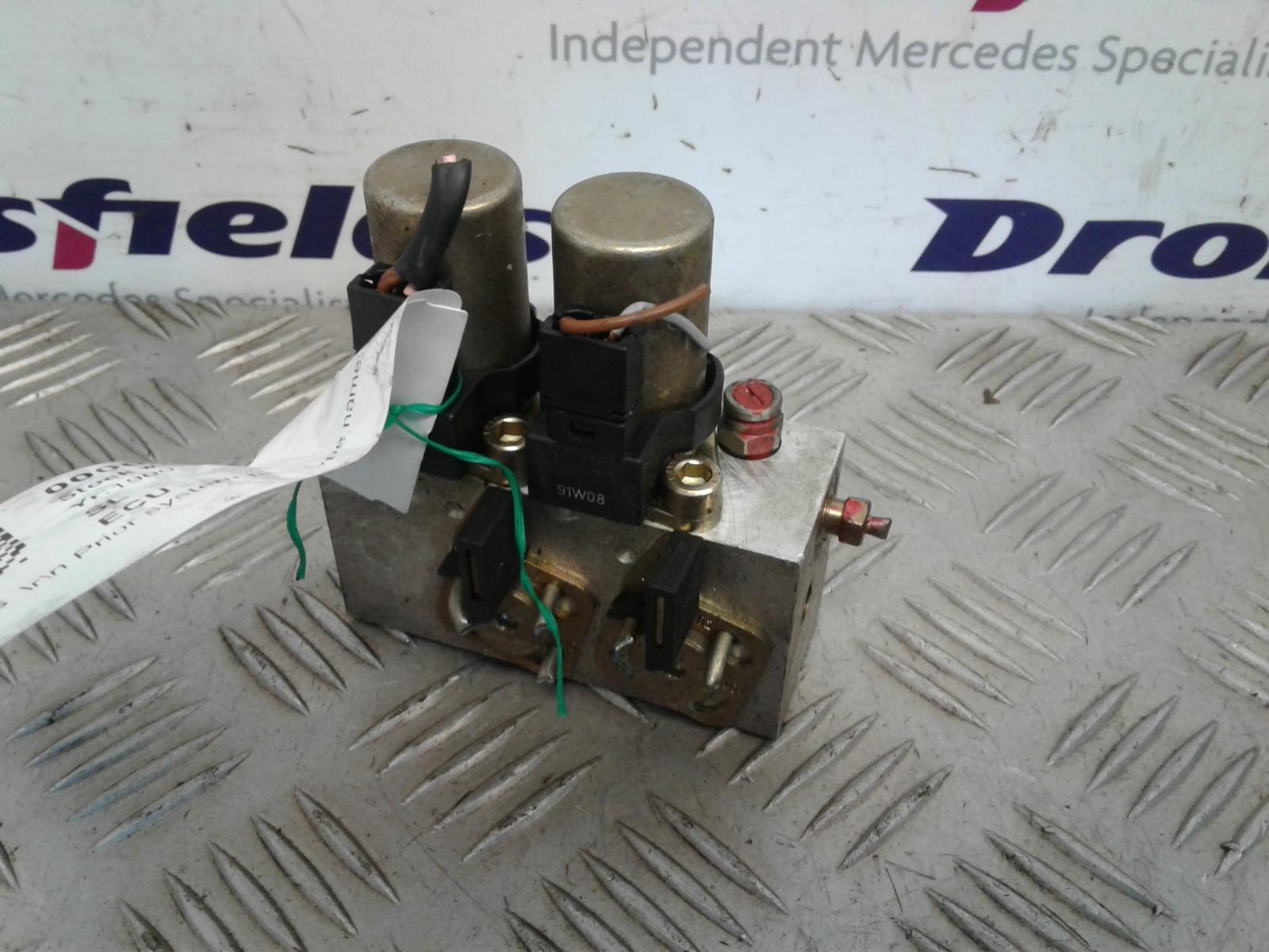 View Auto part Misc. Relay Mercedes Sl 1992