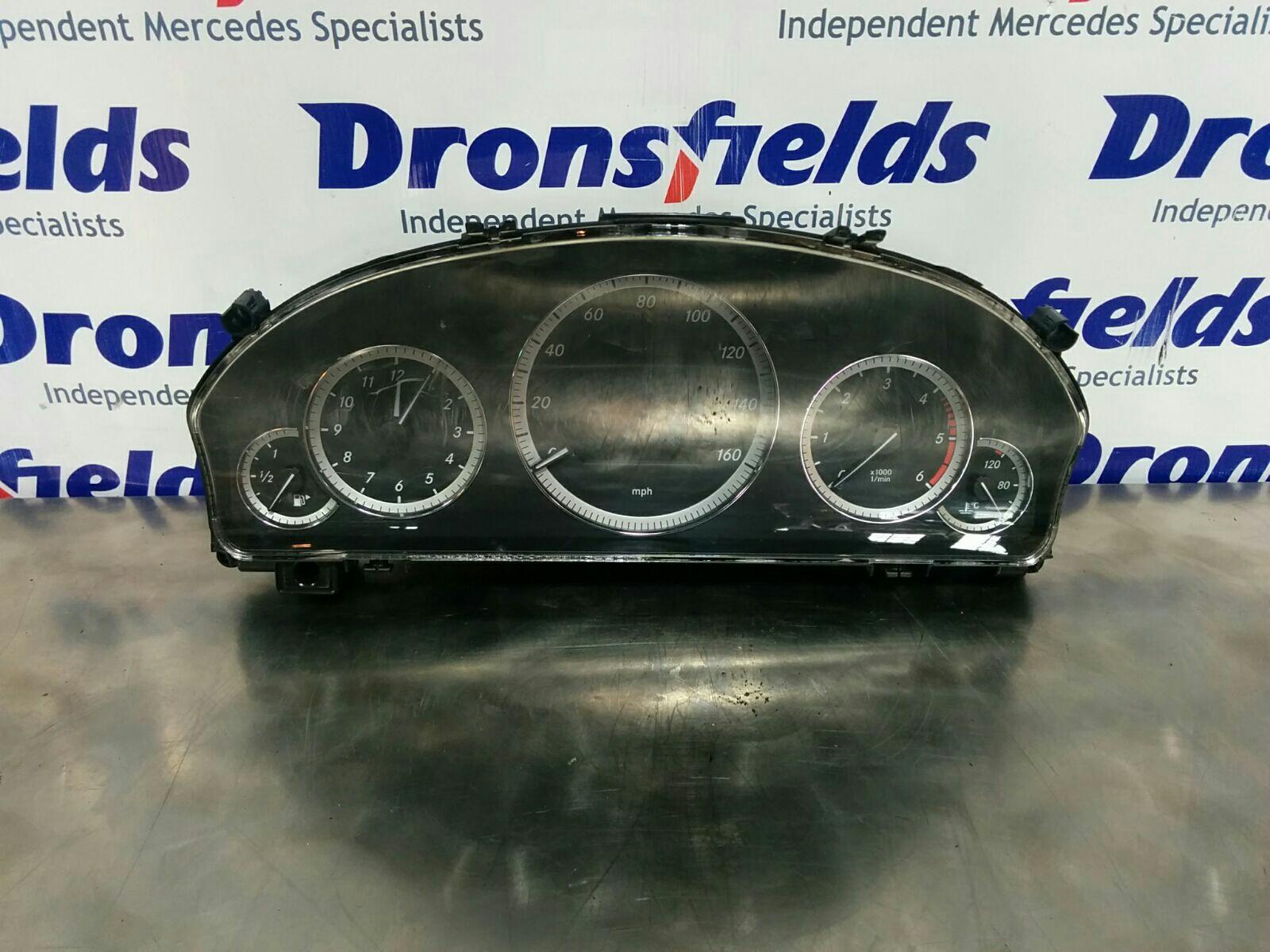 View Auto part Speedometer Unknown Unknown 2011