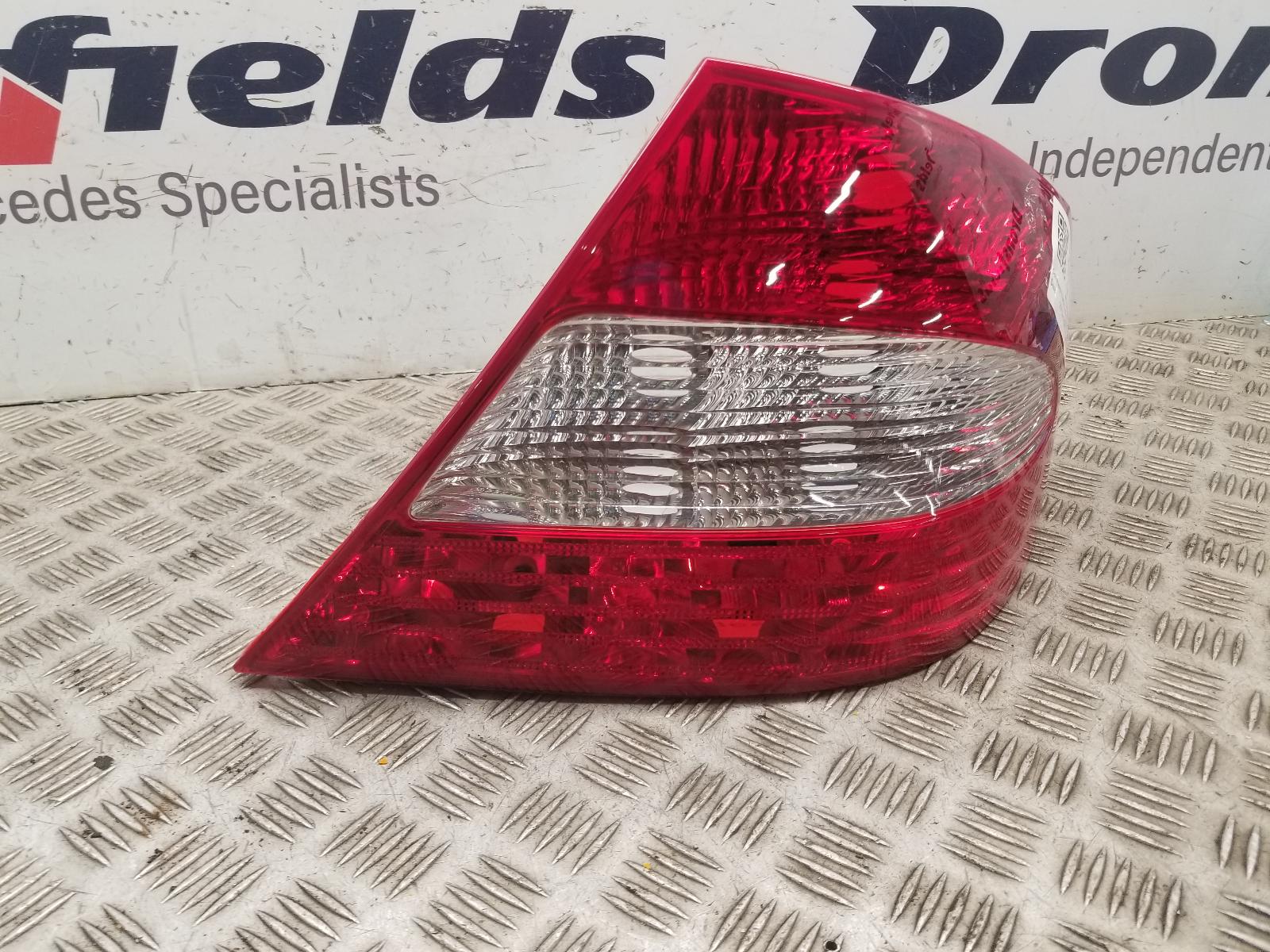 2010 Mercedes Clk R Taillight View Auto part R Taillight Mercedes Clk 2010