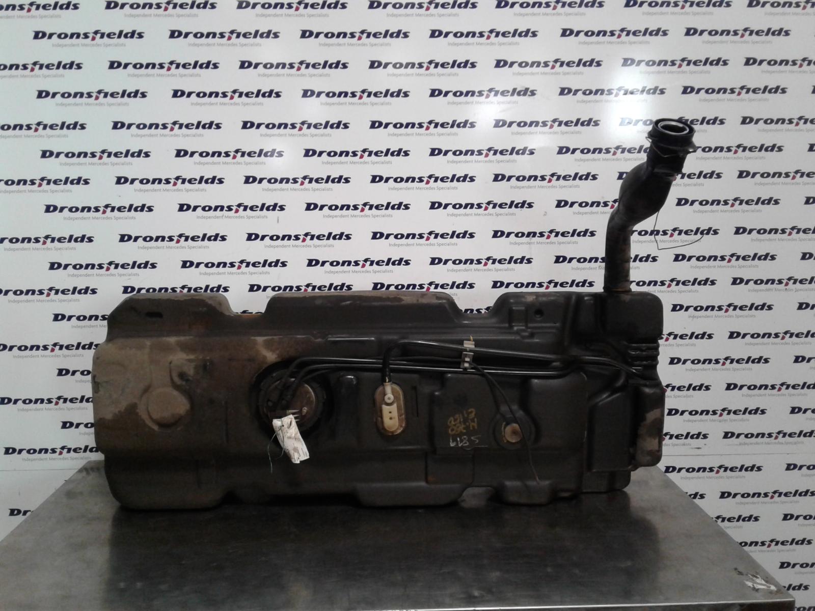 View Auto part Fuel Tank Mercedes Vito 2008