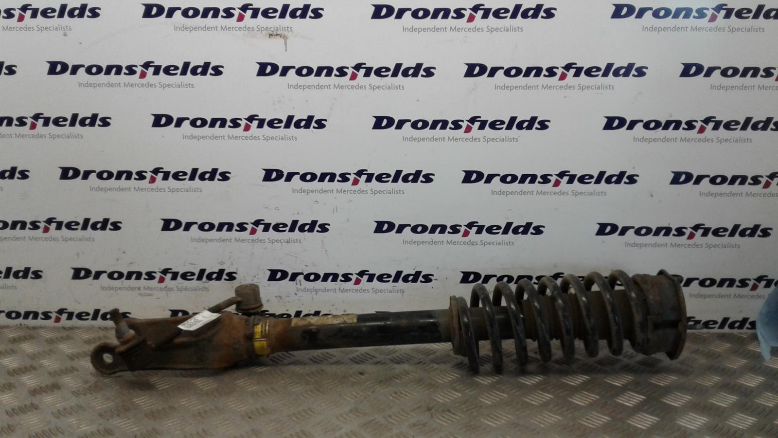 View Auto part RF Strut Mercedes M Class 2008