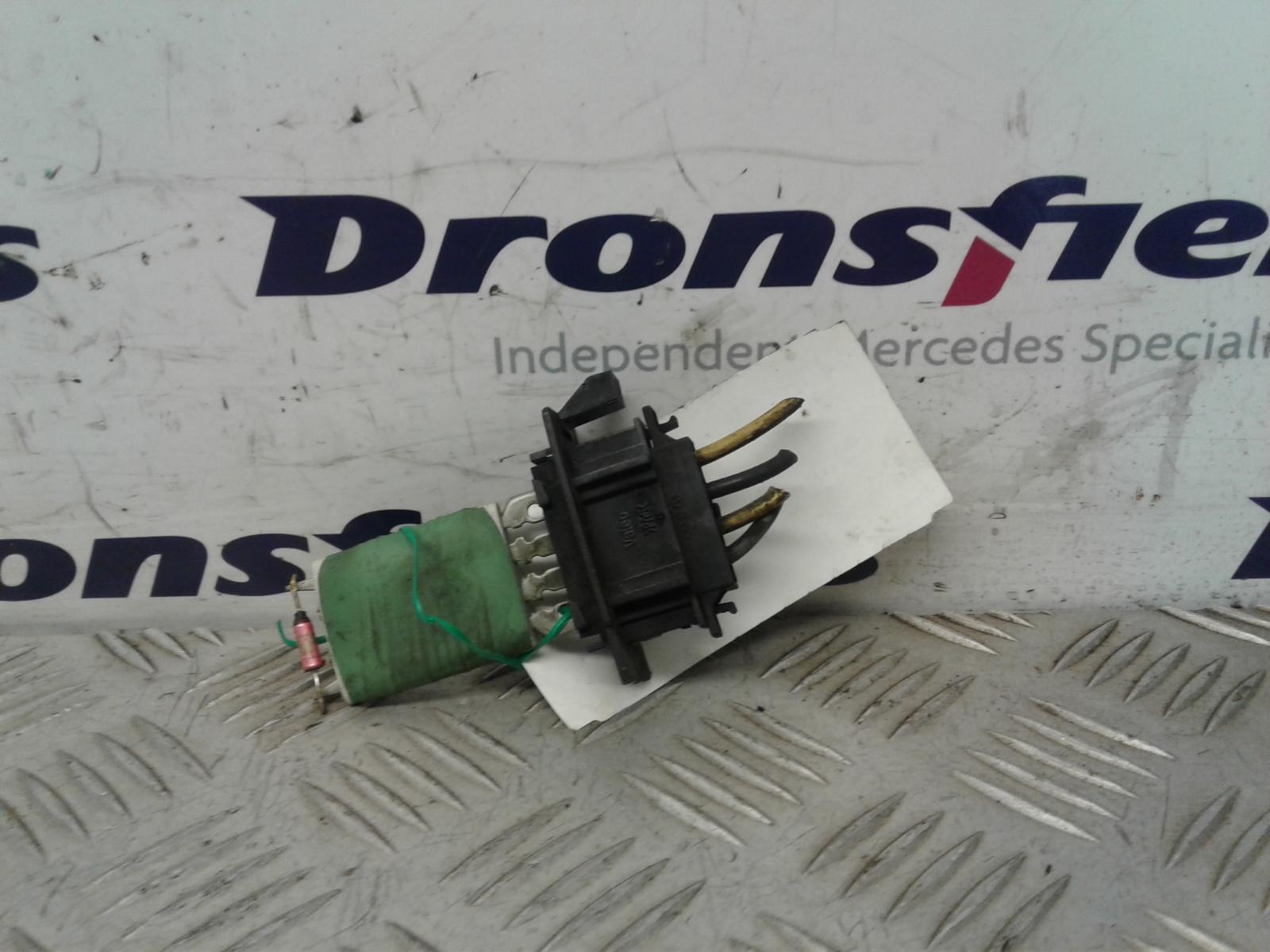 View Auto part Heater Rheostat Mercedes Sprinter 2005