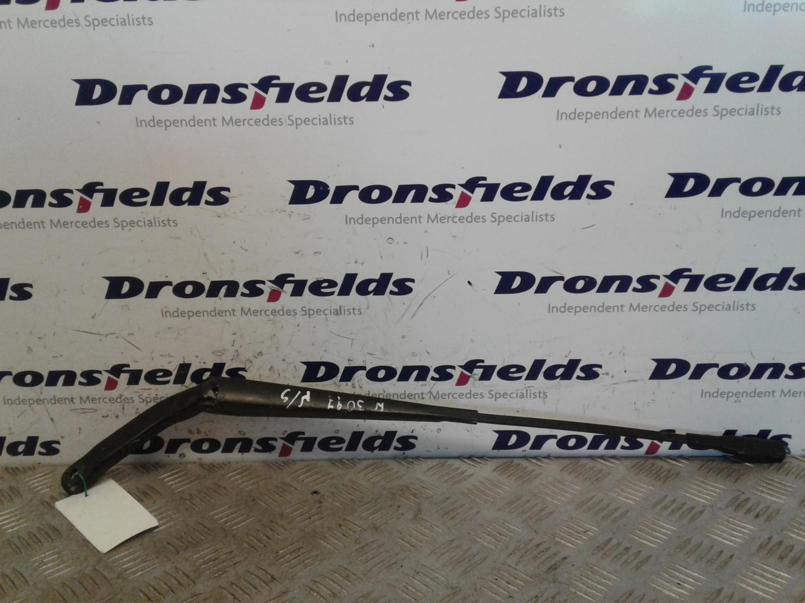 View Auto part Wiper Arm Mercedes Sprinter 2008