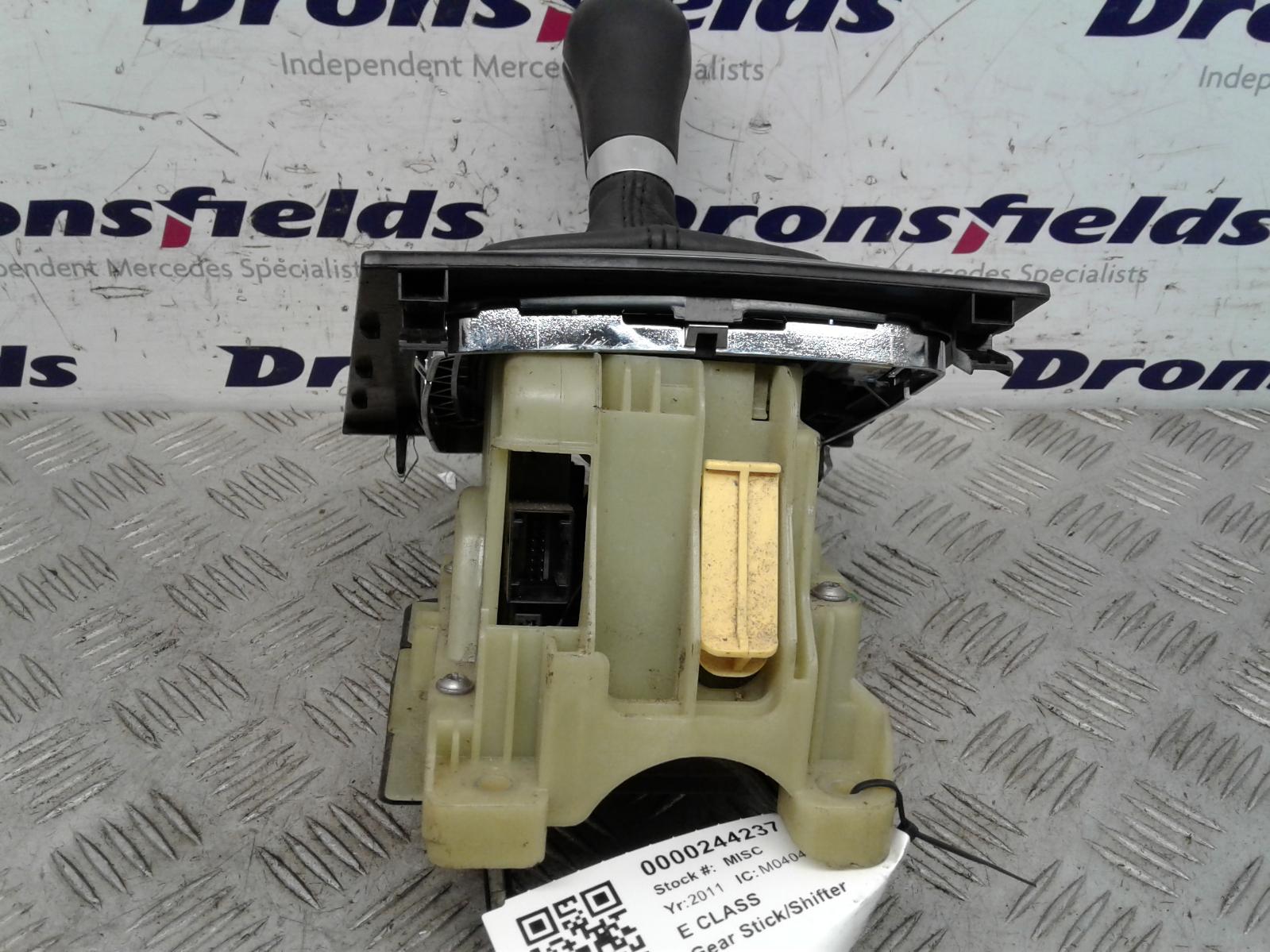 View Auto part Gear Stick/Shifter Mercedes E Class 2011