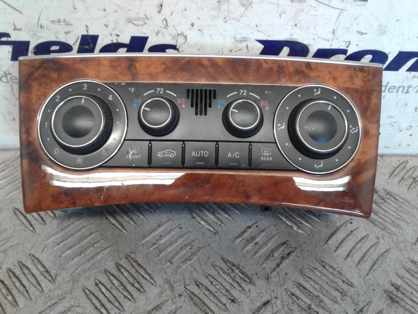 View Auto part Heater/AC Controller Mercedes Clk 2006