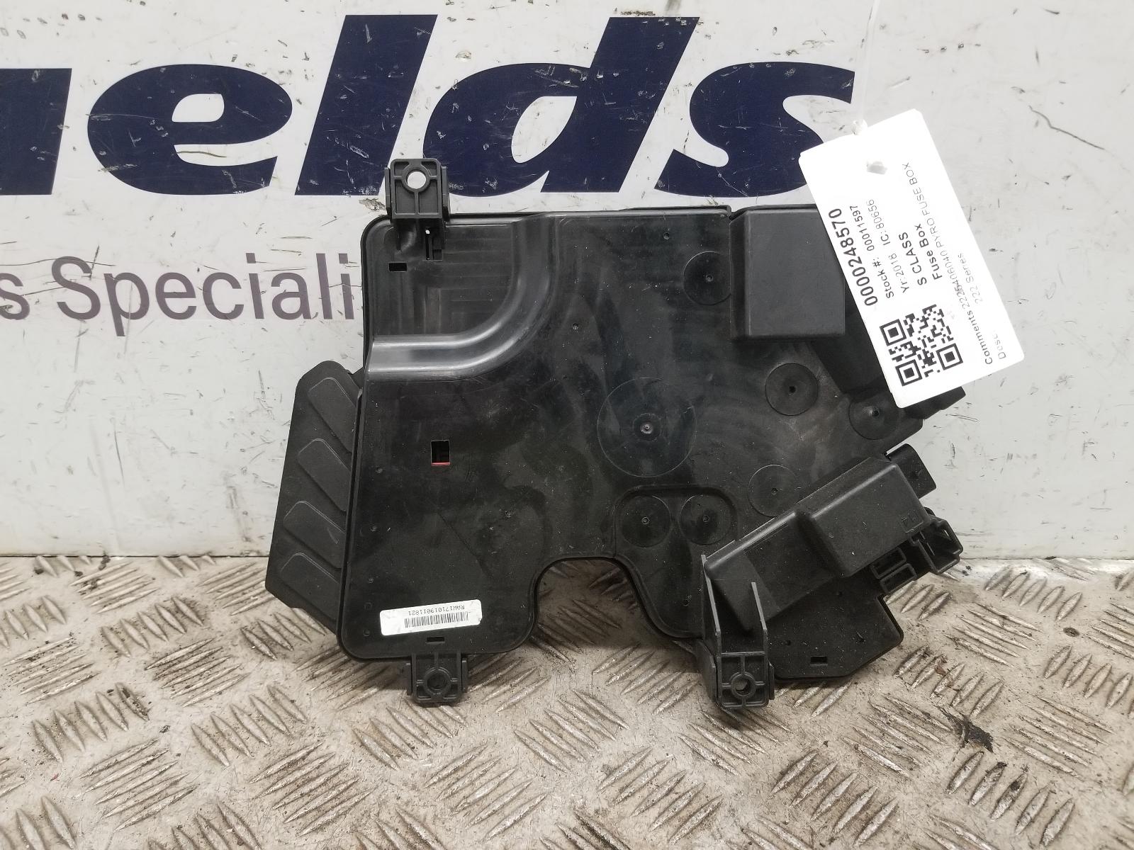 View Auto part Fuse Box Mercedes S Class 2018