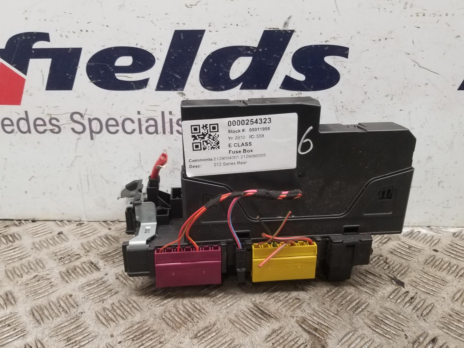 View Auto part Fuse Box Mercedes E Class 2010