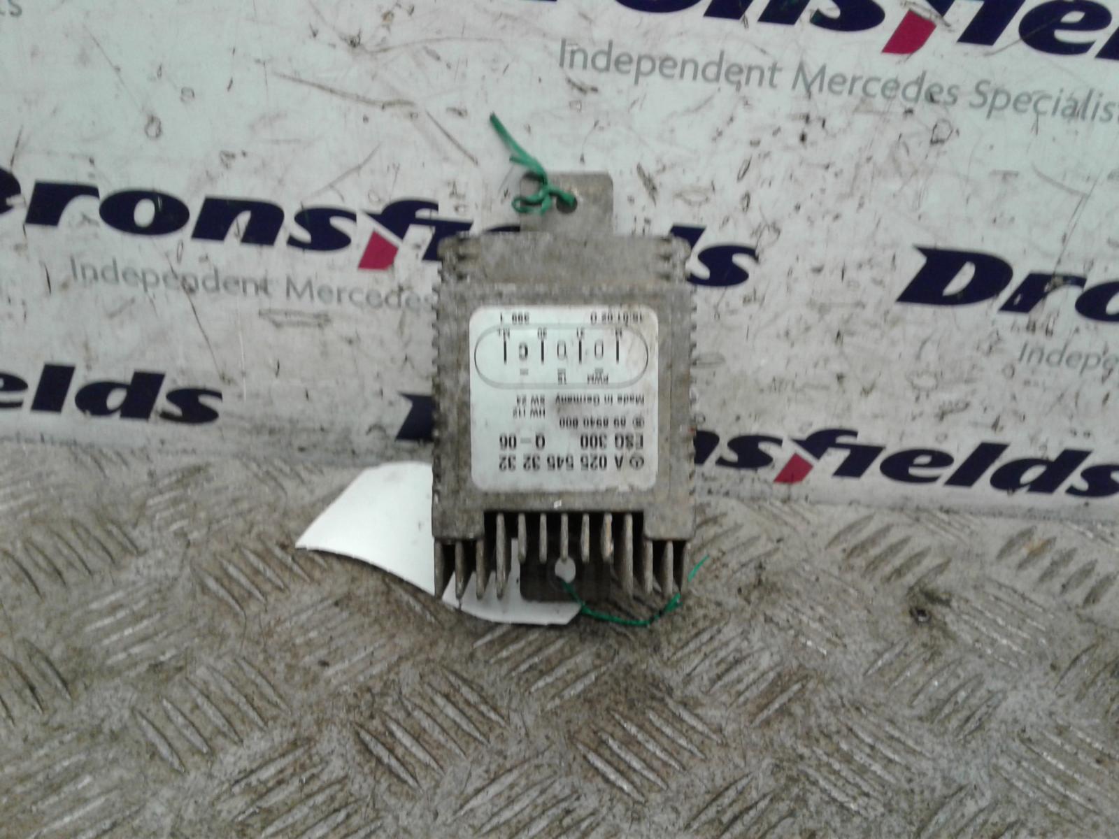View Auto part Misc. Relay Mercedes E Class 2001