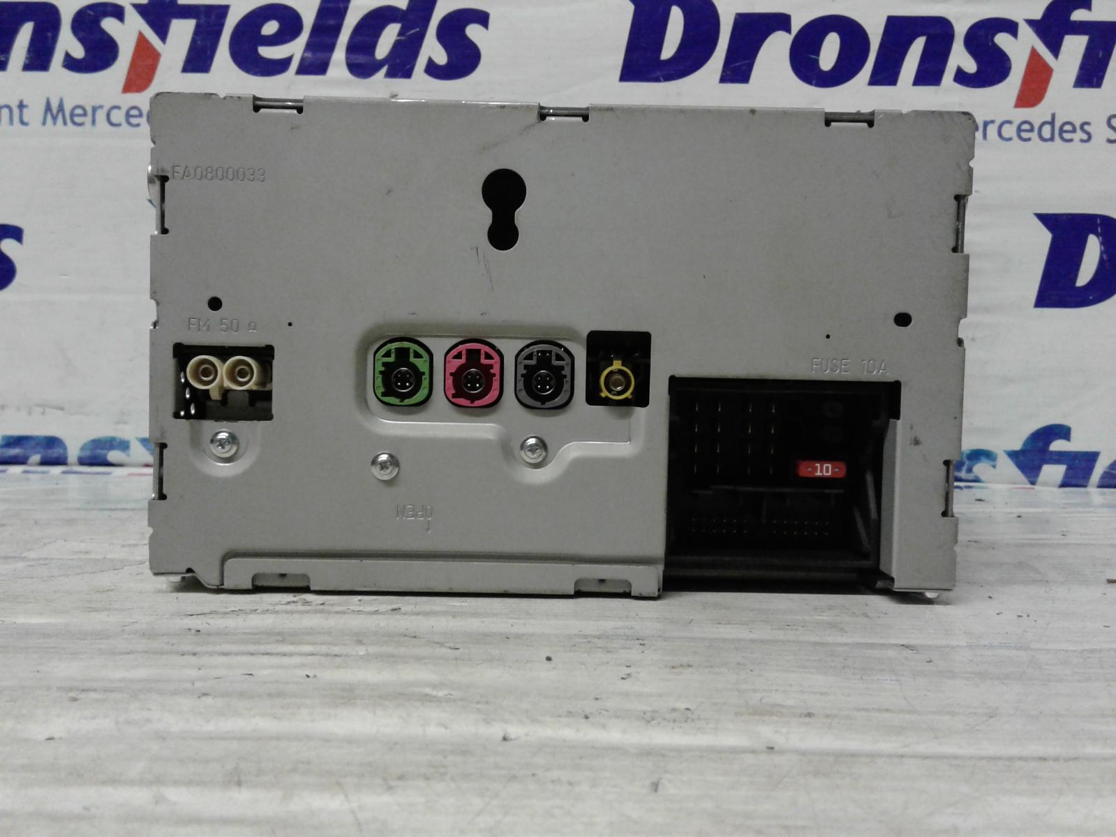 2013 Mercedes C Class CD Changer View Auto part CD Changer Mercedes C Class 2013