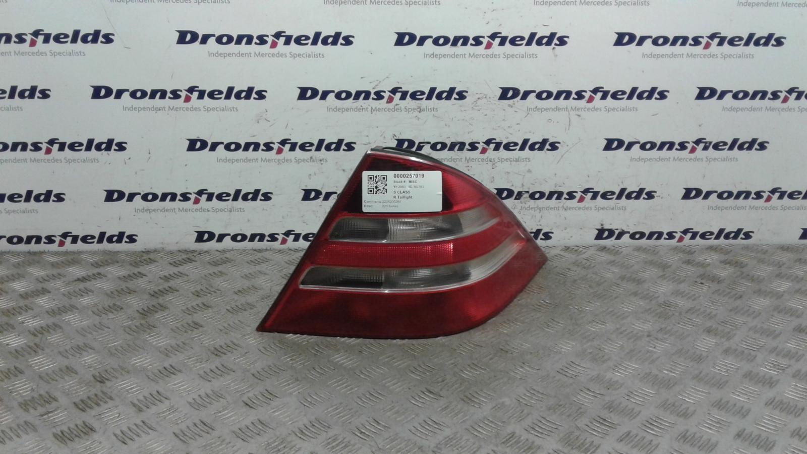 View Auto part R Taillight Mercedes S Class 2003