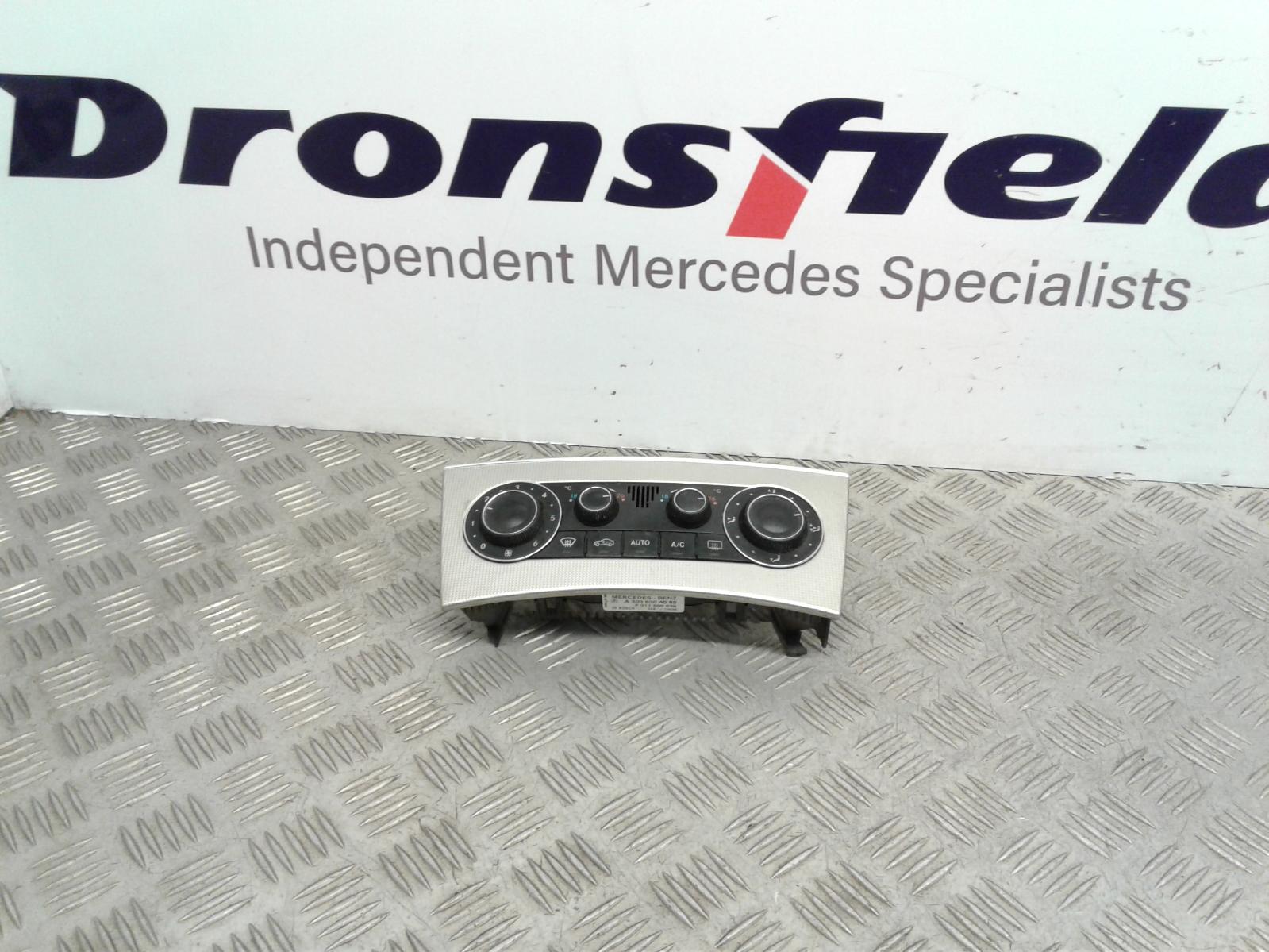 View Auto part Heater/AC Controller Mercedes Clk 2009