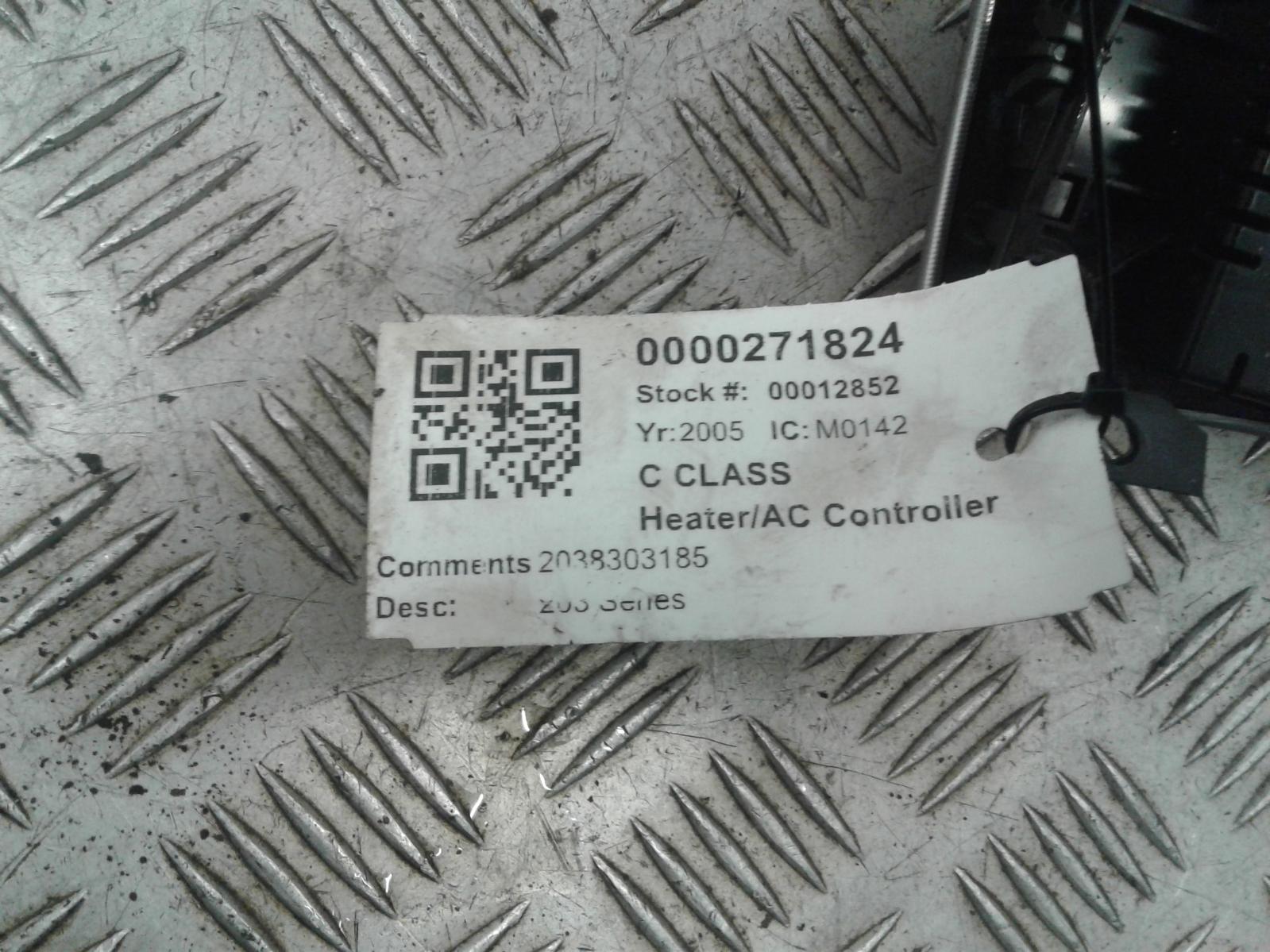 View Auto part Heater/AC Controller Mercedes C Class 2005