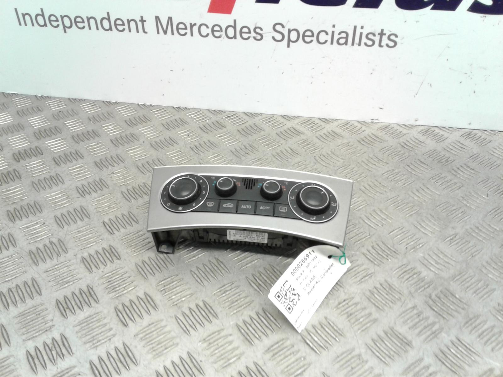 View Auto part Heater/AC Controller Mercedes C Class 2004