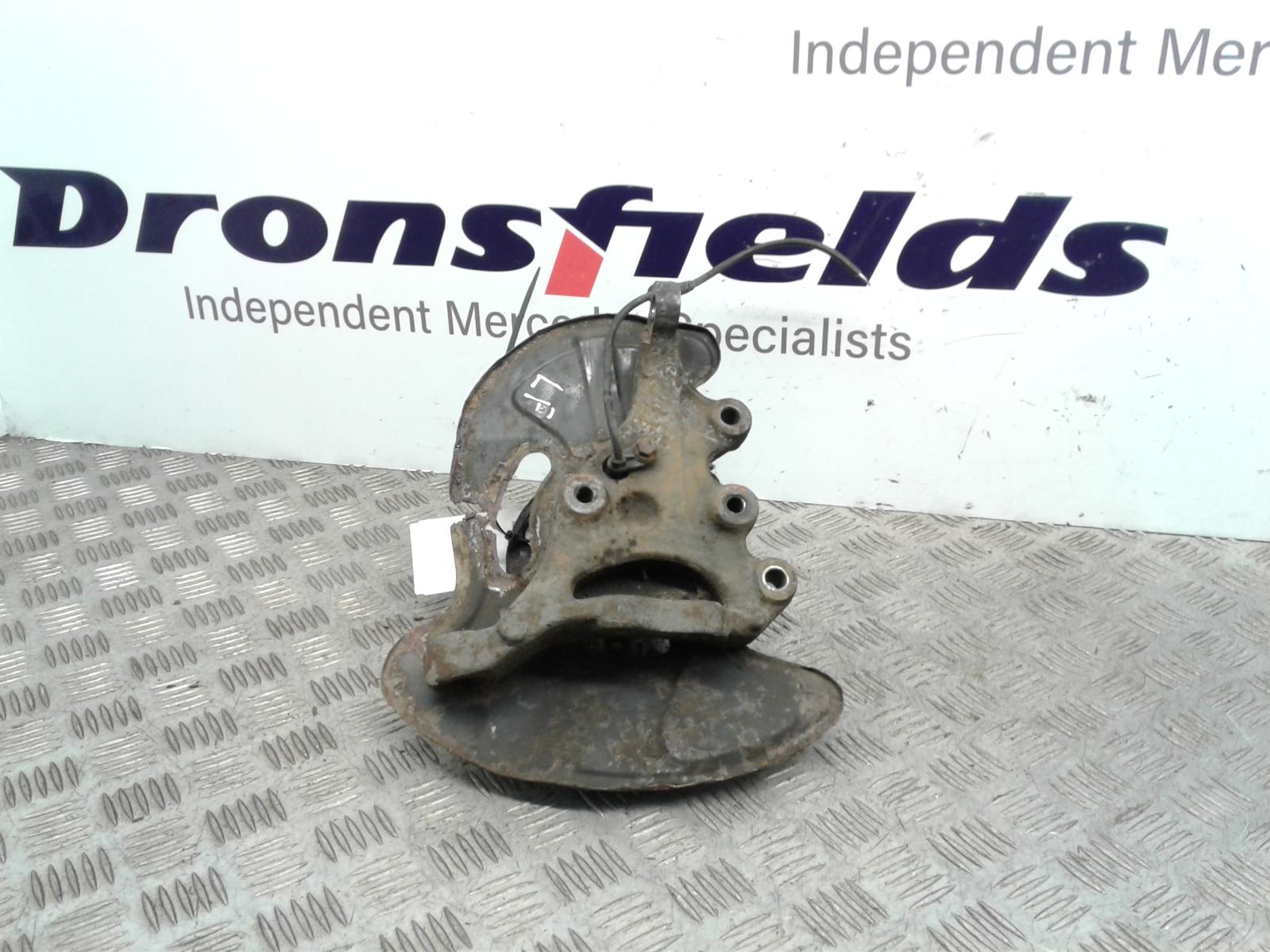 2004 Mercedes C Class RF Hub/Stub Axle Assembly View Auto part RF Hub/Stub Axle Assembly Mercedes C Class 2004