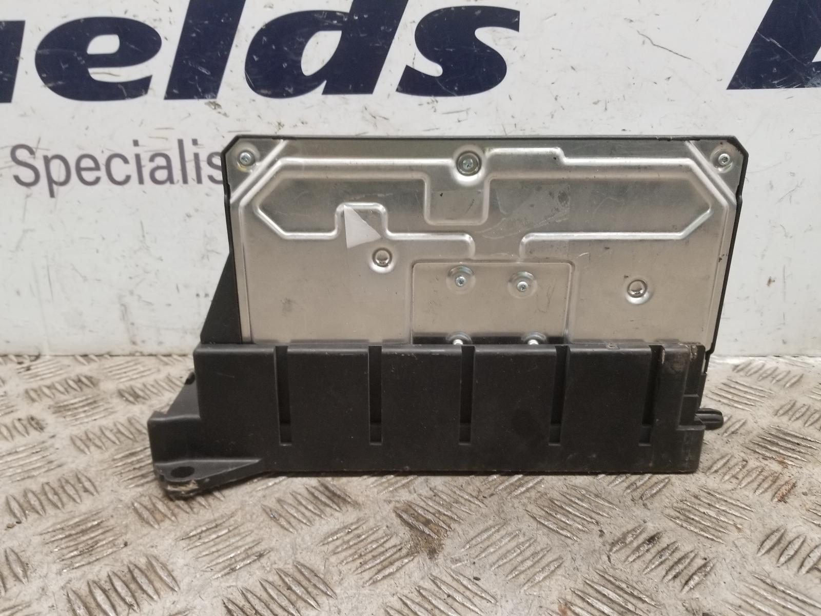View Auto part Fuse Box Mercedes Sprinter 2014
