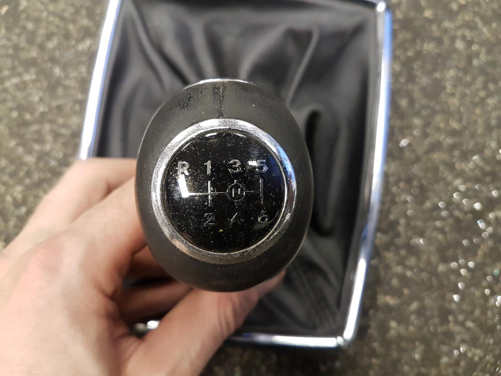2012 Mercedes E Class Gear Gaiter View Auto part Gear Gaiter Mercedes E Class 2012