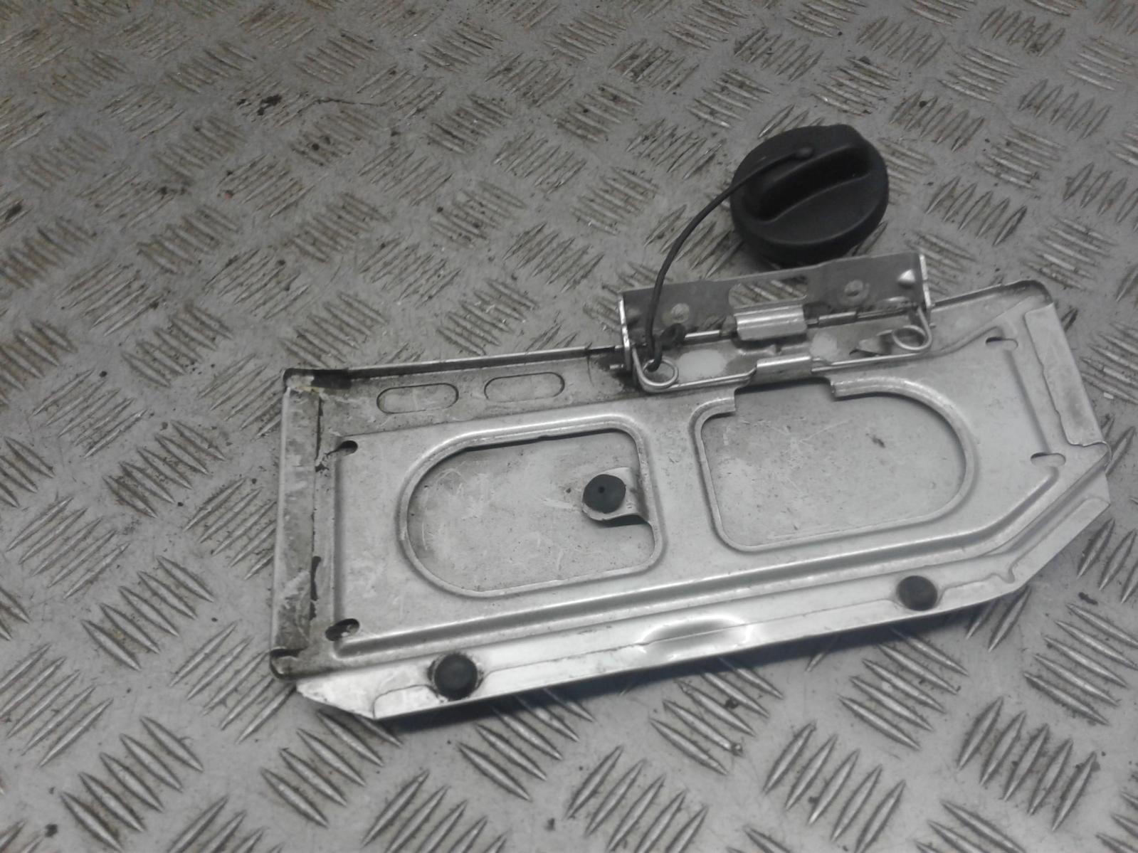 2015 Mercedes Sprinter Fuelcap View Auto part Fuelcap Mercedes Sprinter 2015