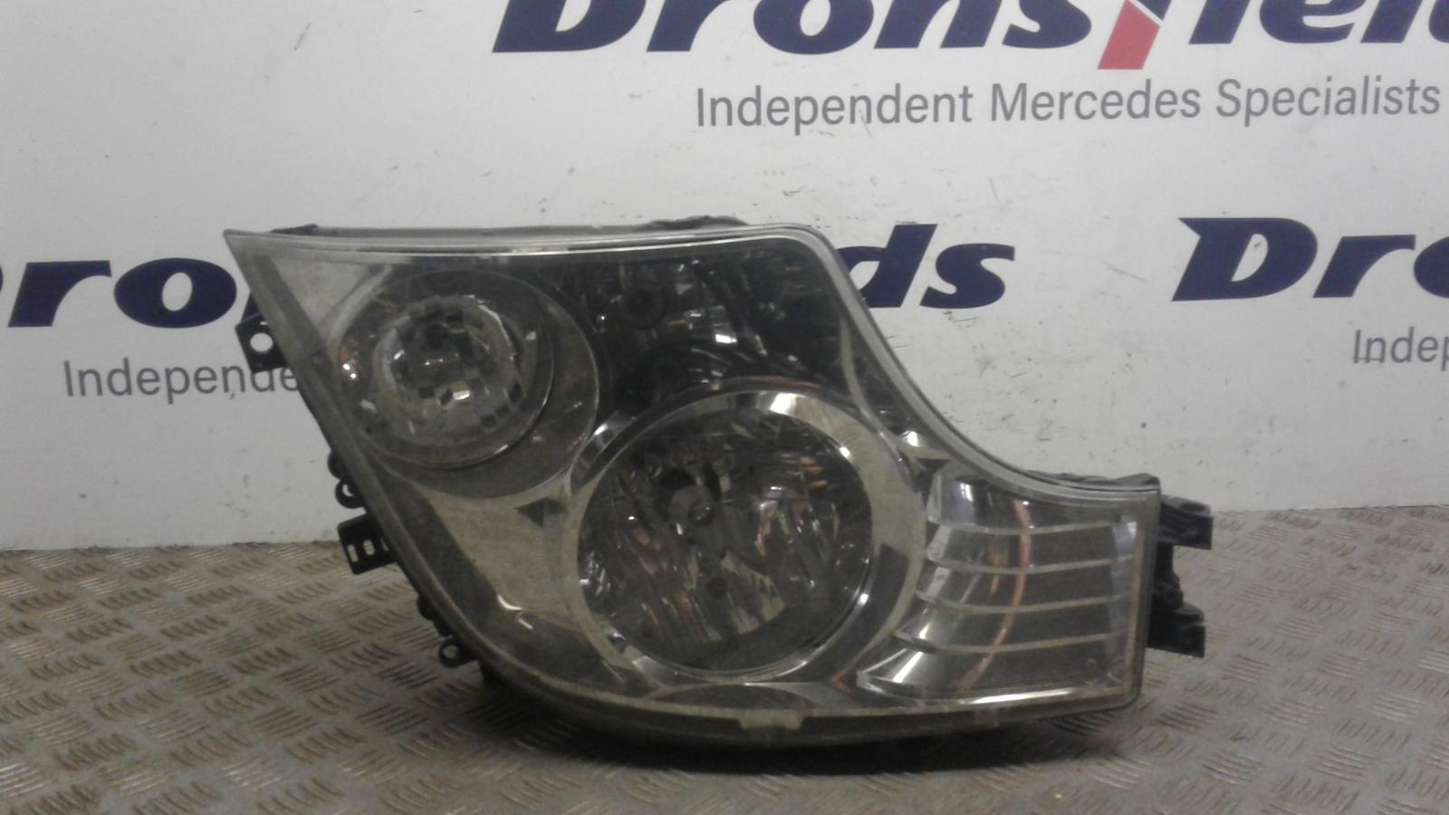 View Auto part R Headlamp Mercedes Actros 2011