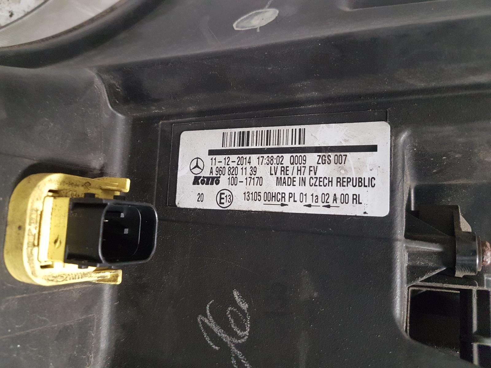 View Auto part R Headlamp Mercedes Actros 2011