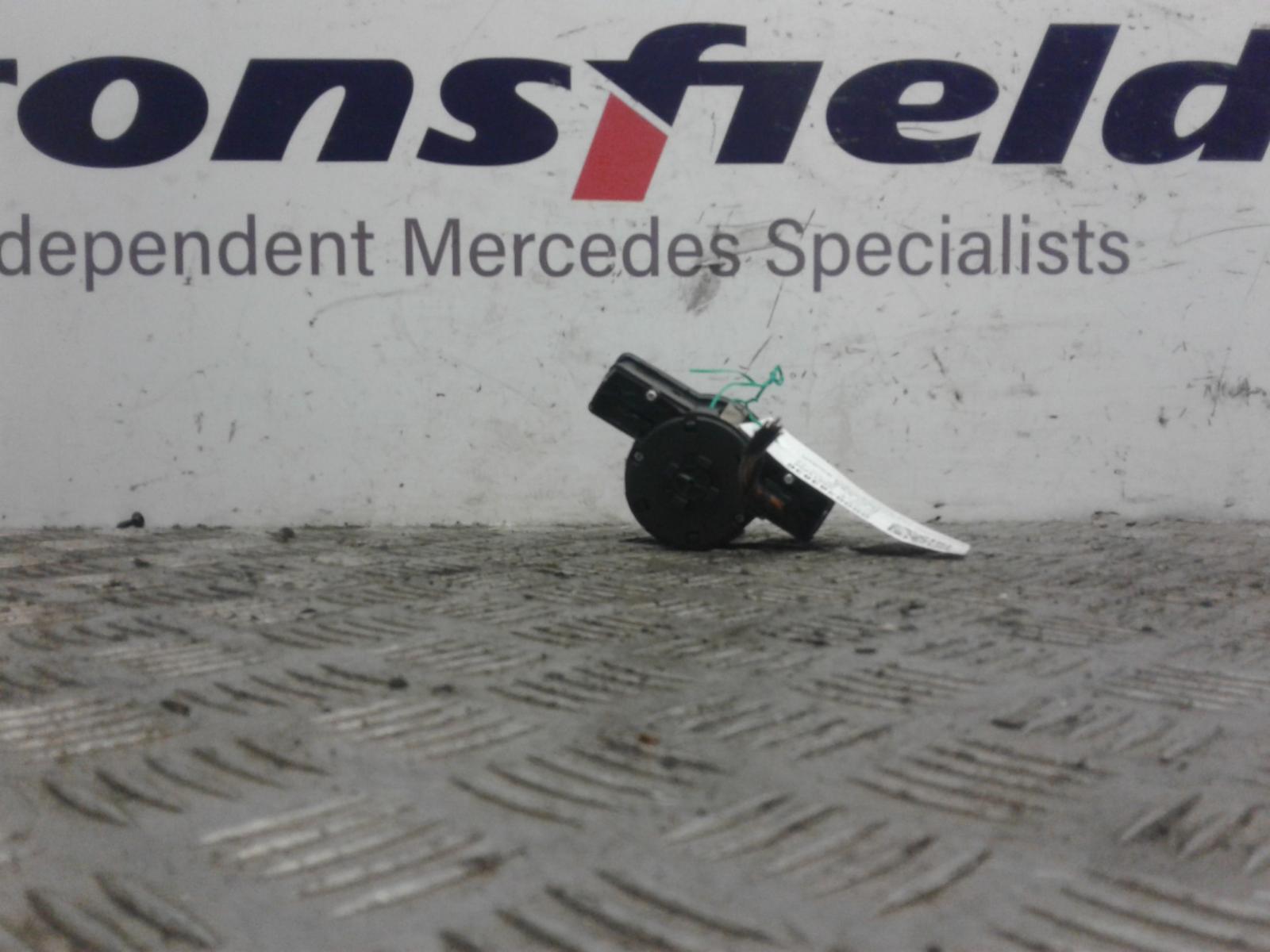 2011 Mercedes C Class Headlight Switch View Auto part Headlight Switch Mercedes C Class 2011