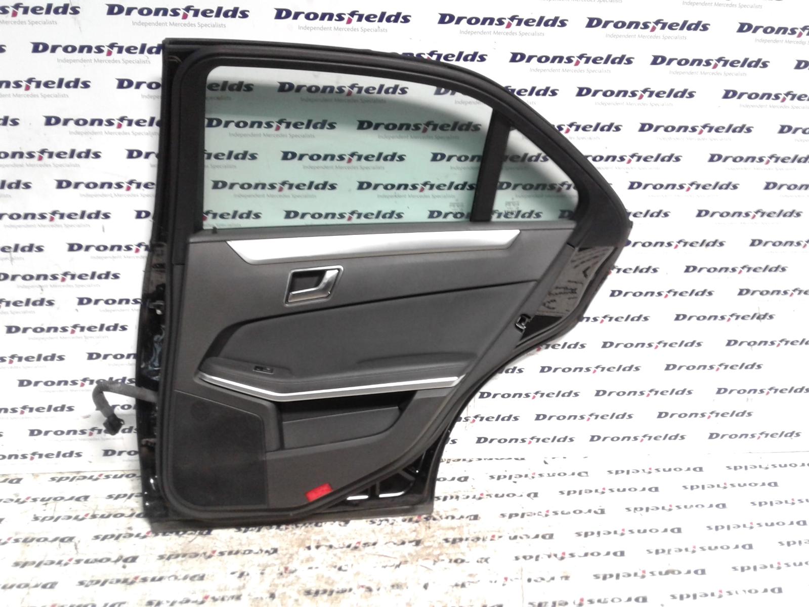 View Auto part R Rear Door Mercedes E Class 2013