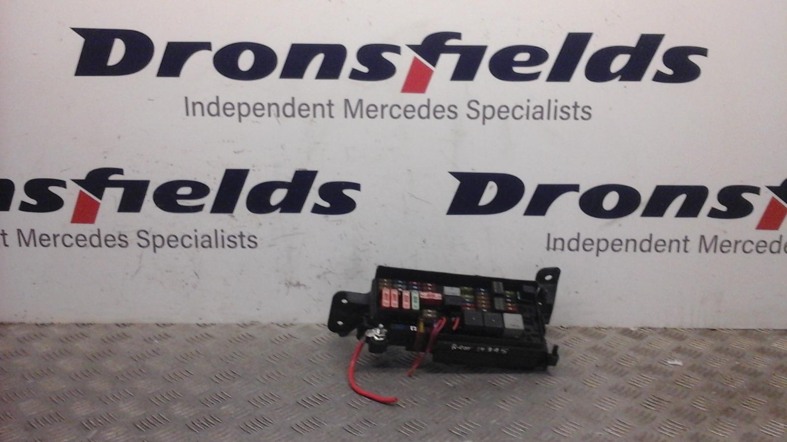 View Auto part Fuse Box Mercedes M Class 2007
