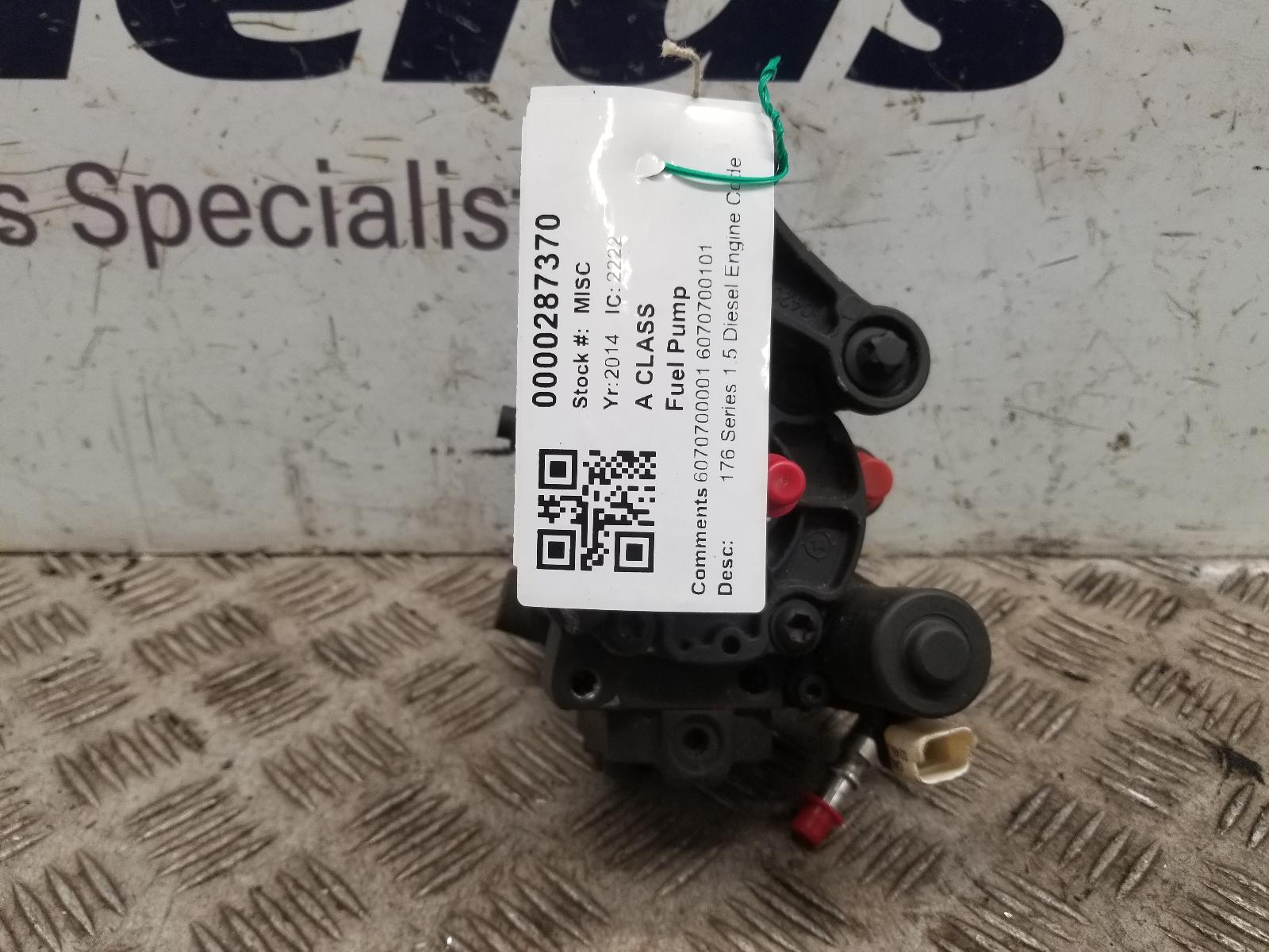 View Auto part Fuel Pump Mercedes A Class 2014