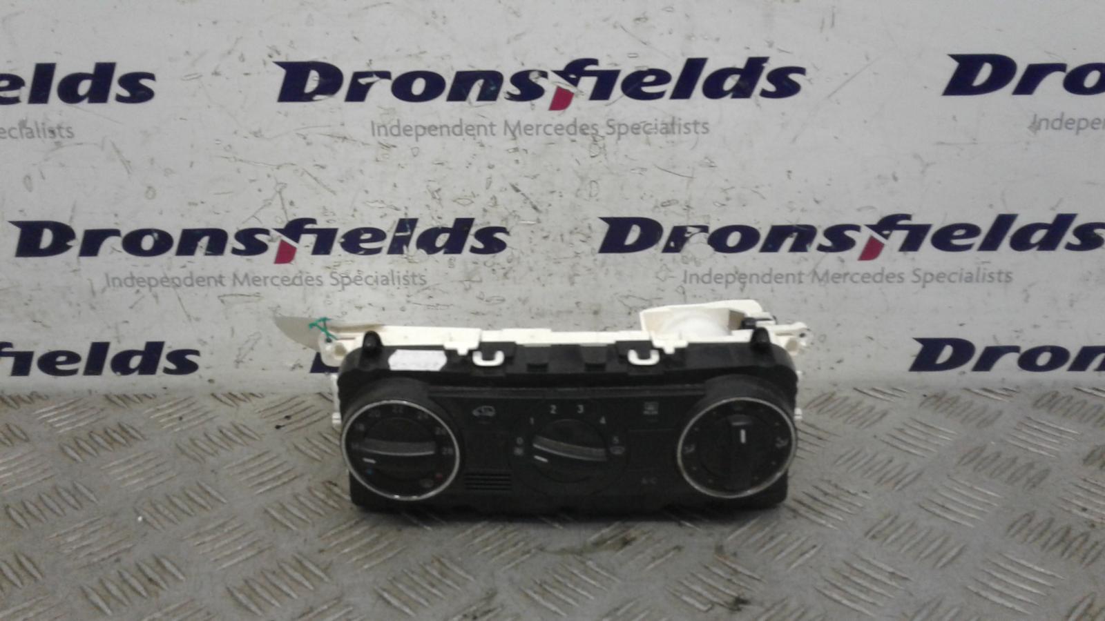 View Auto part Heater/AC Controller Mercedes B Class 2011