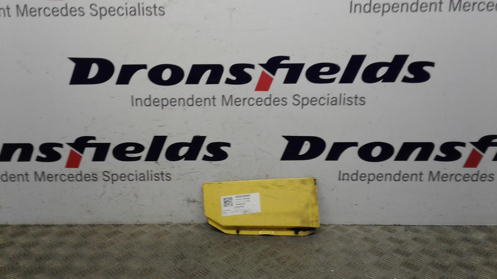 View Auto part Fuelcap Mercedes Sprinter 2016