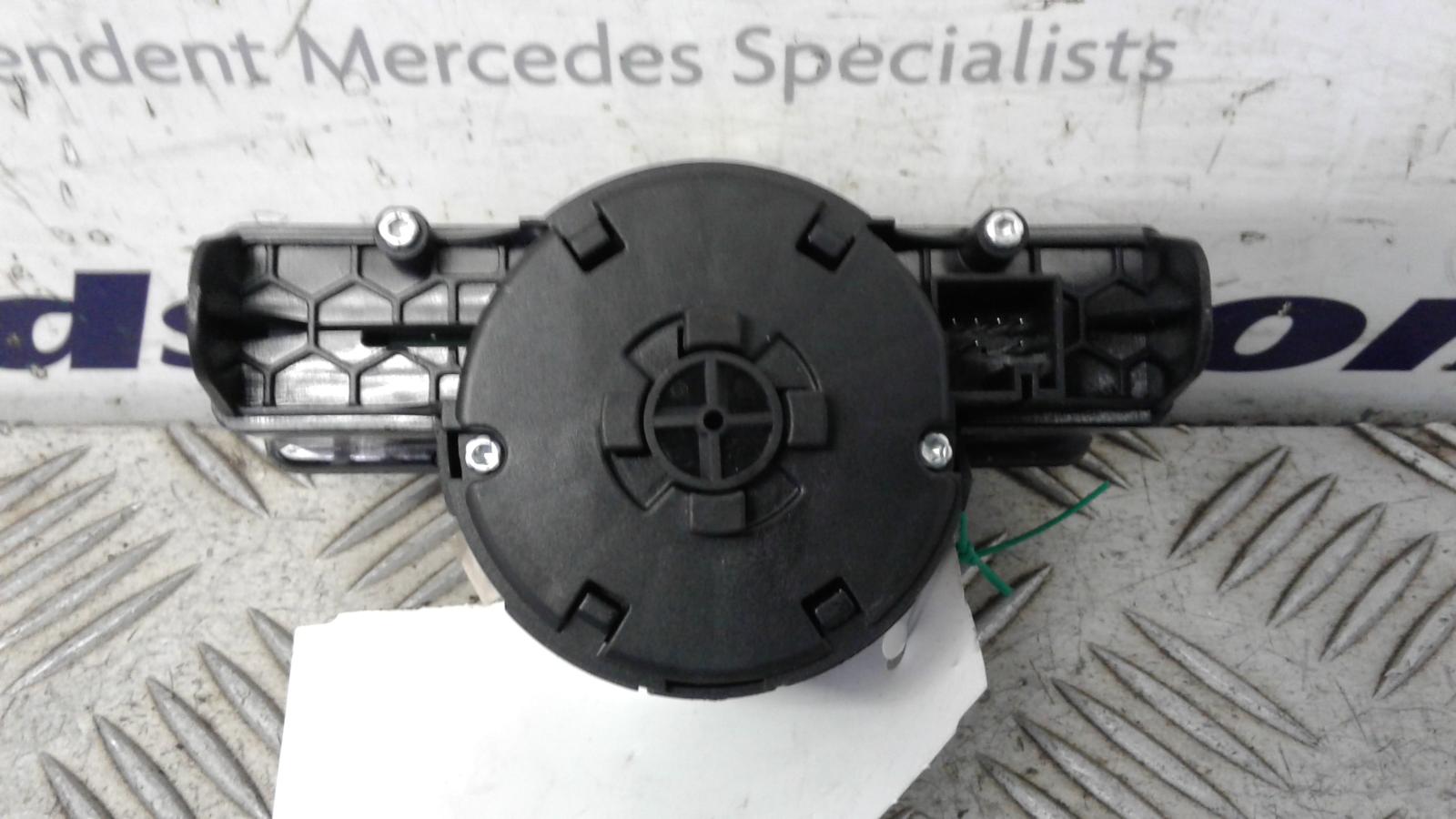 2010 Mercedes C Class Headlight Switch View Auto part Headlight Switch Mercedes C Class 2010