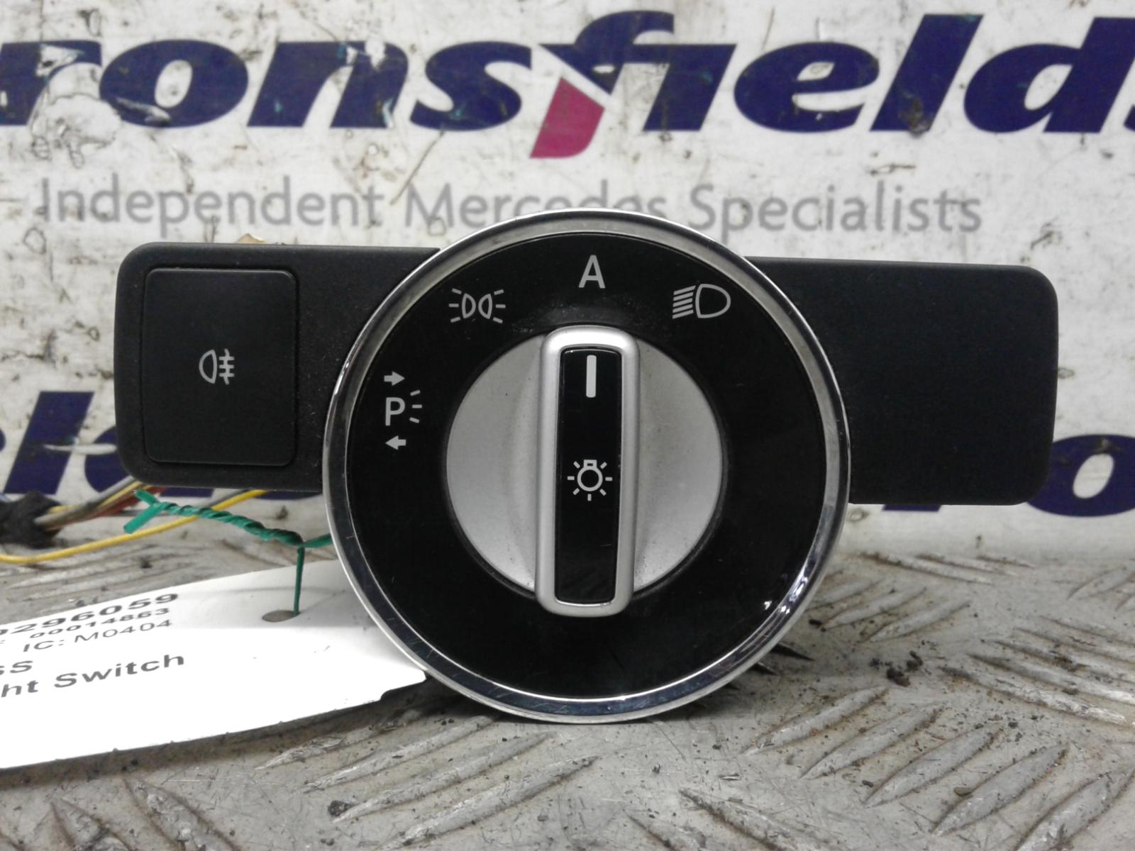 View Auto part Headlight Switch Mercedes E Class 2010