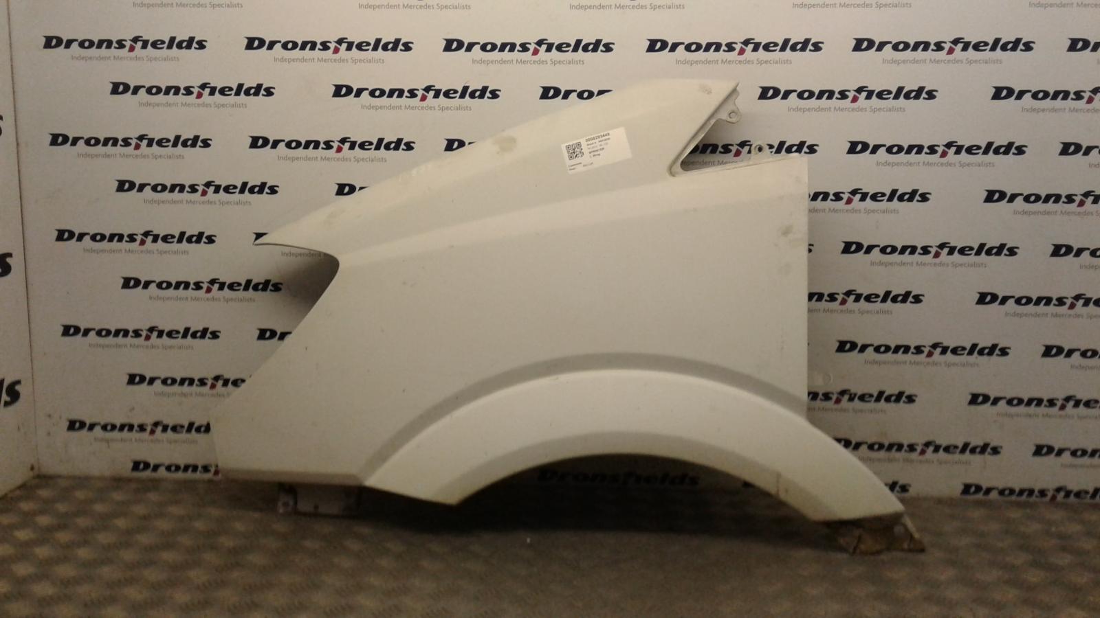 View Auto part L Wing Mercedes Sprinter 2013