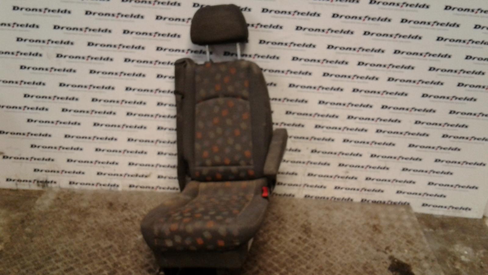 View Auto part 2nd Seat (Rear Seat) Mercedes Vito 2004
