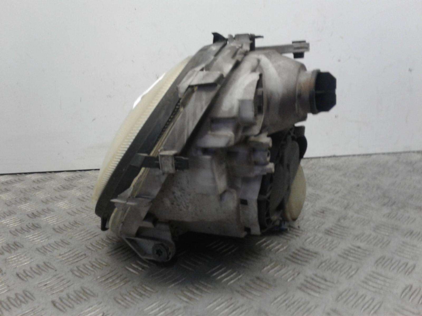 View Auto part L Headlamp Mercedes C Class 2003