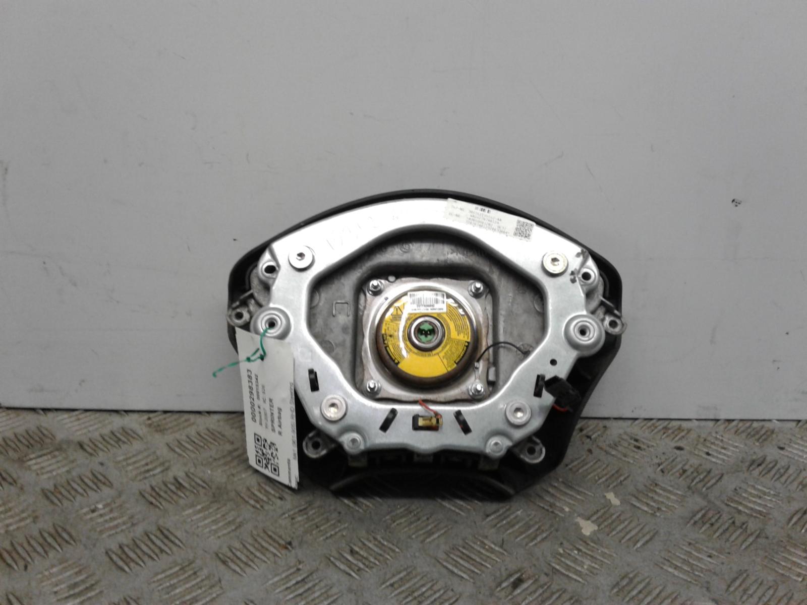 View Auto part R Air Bag Mercedes Sprinter 2007