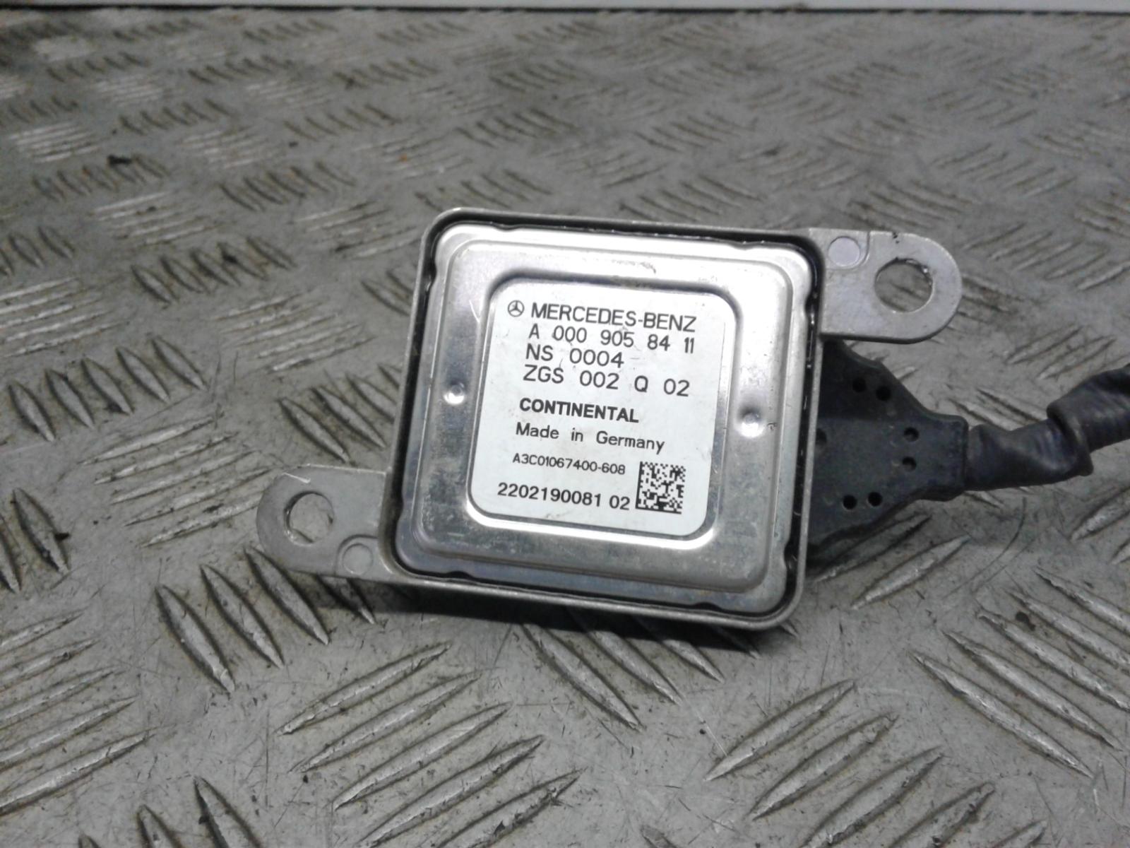 2017 Mercedes Sprinter Knock Sensor View Auto part Knock Sensor Mercedes Sprinter 2017