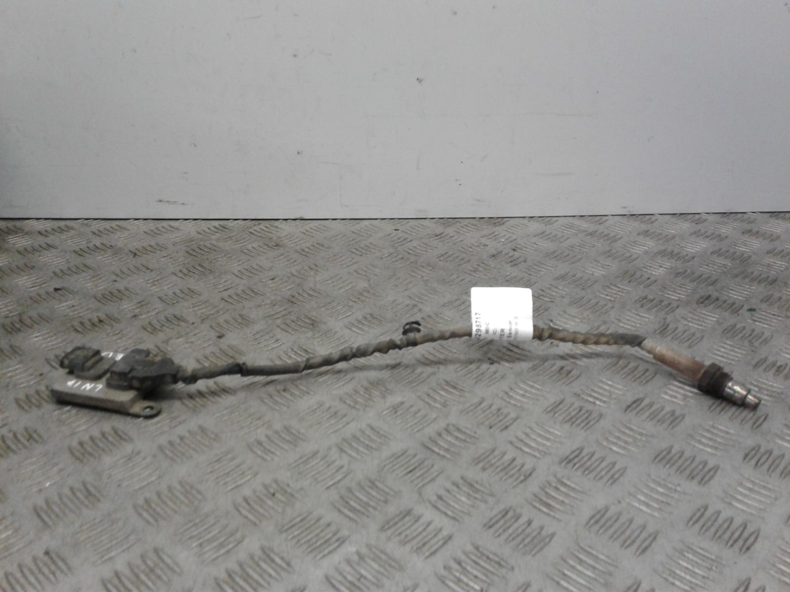 View Auto part Knock Sensor Mercedes Sprinter 2017