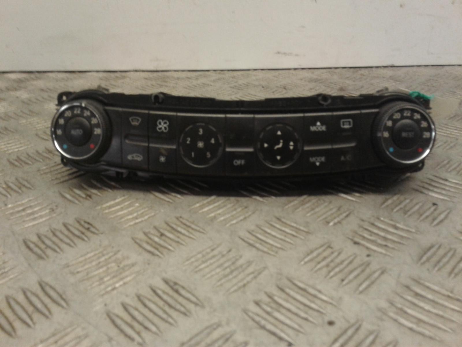 View Auto part Heater/AC Controller Mercedes E Class 2005