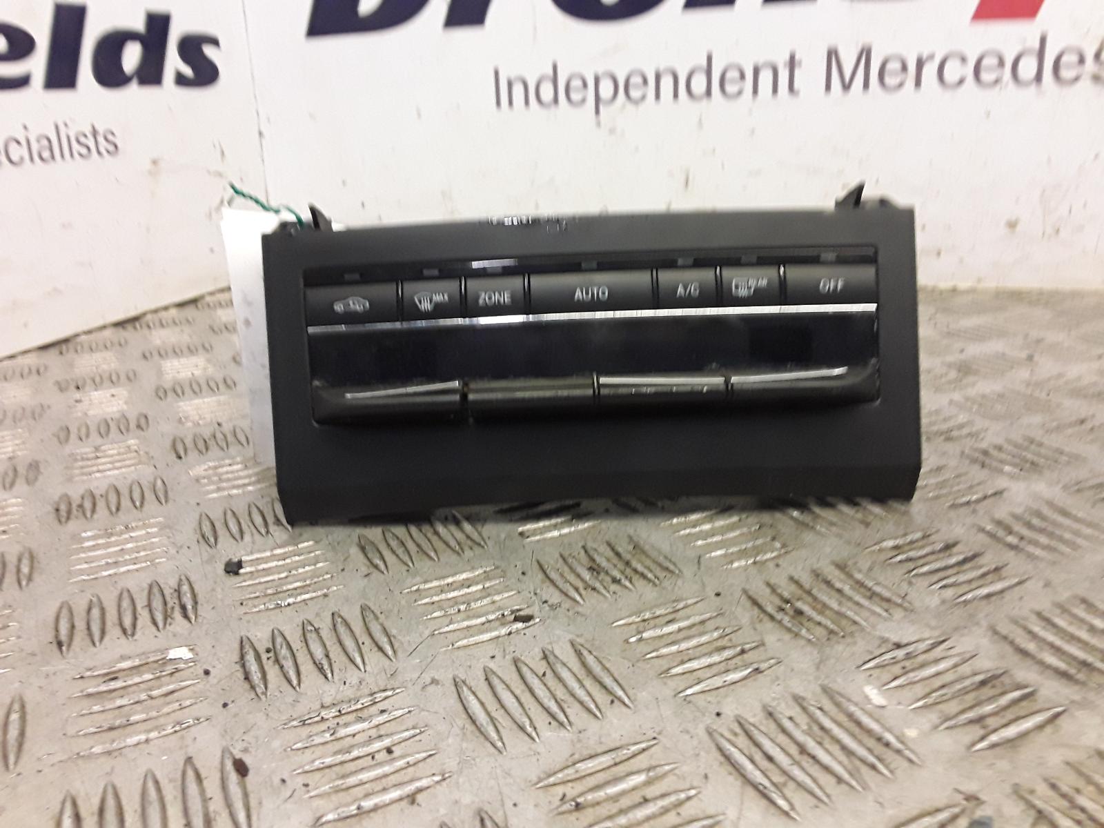 View Auto part Heater/AC Controller Mercedes E Class 2013