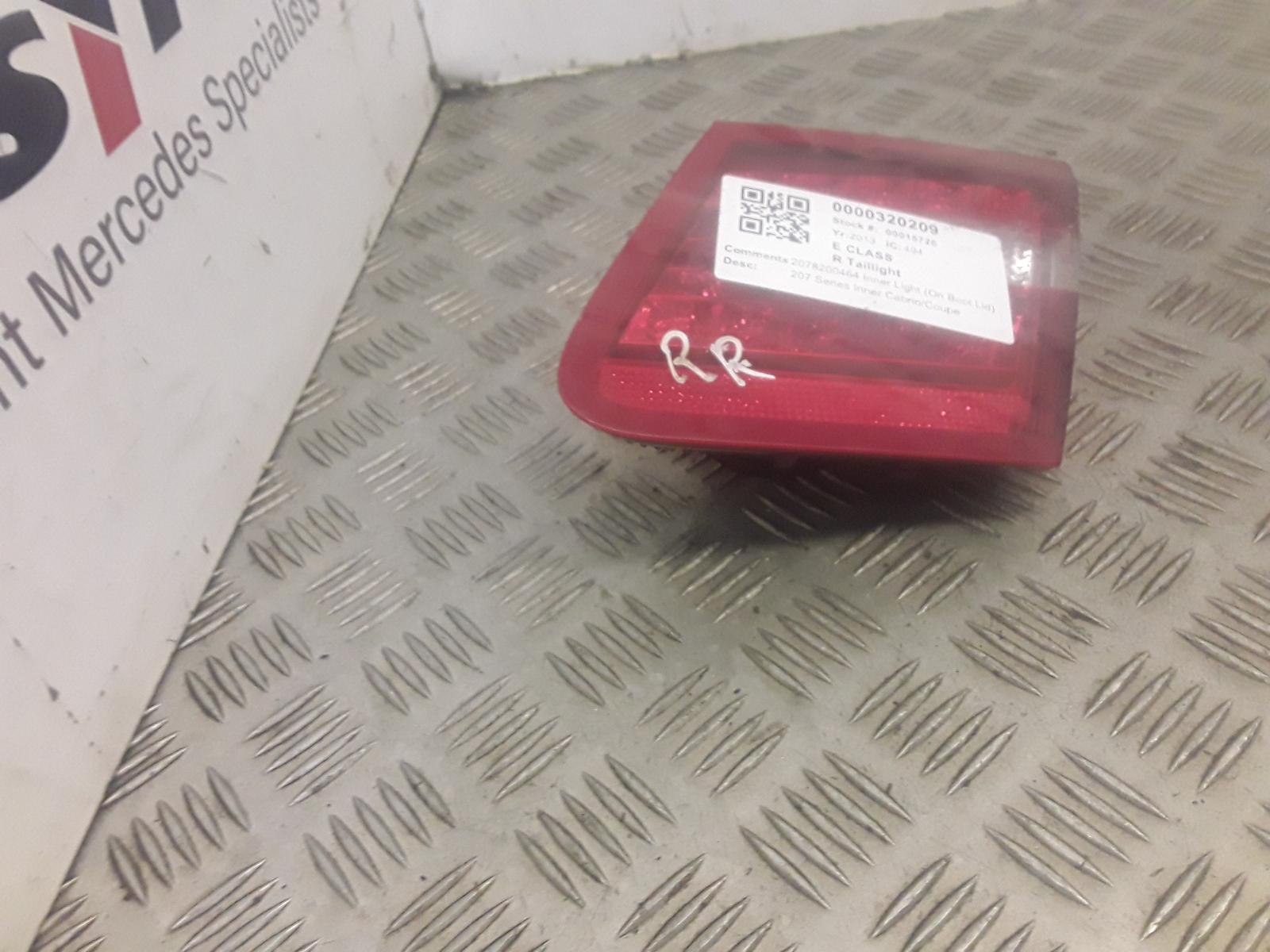 2013 Mercedes E Class R Taillight View Auto part R Taillight Mercedes E Class 2013