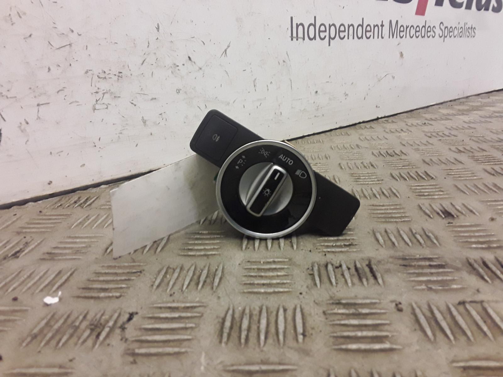 View Auto part Headlight Switch Mercedes E Class 2013